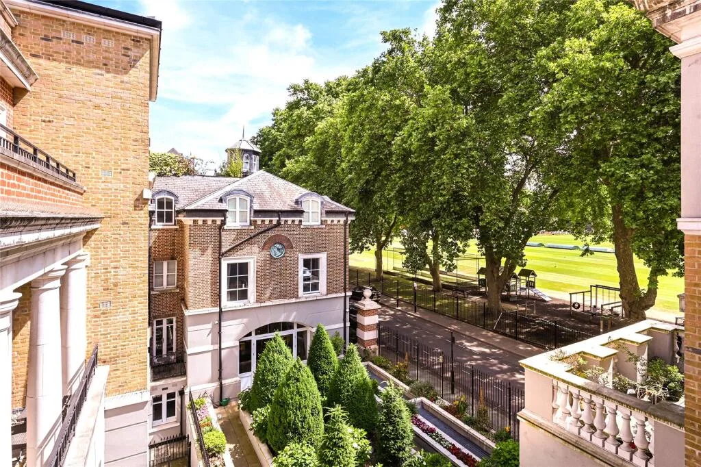3 bedroom flat for rent