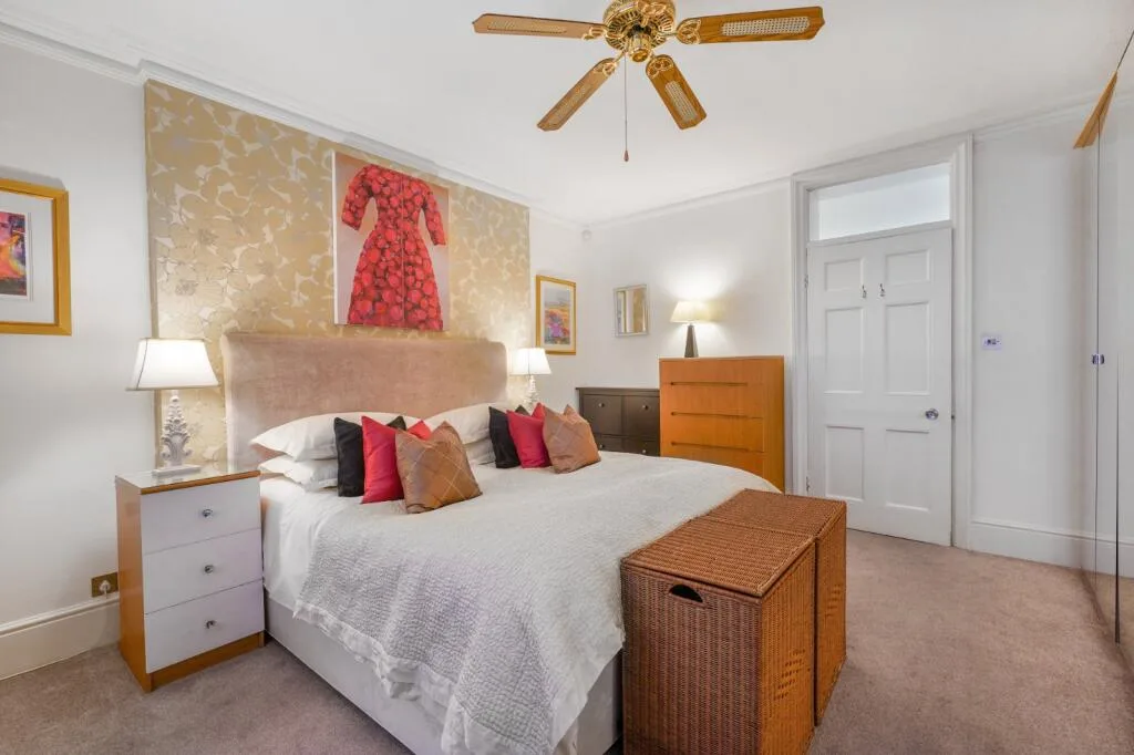 2 bedroom flat for rent