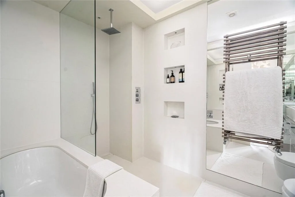 2 bedroom penthouse for rent