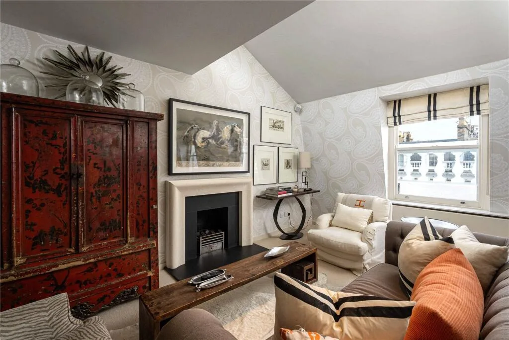 2 bedroom penthouse for rent