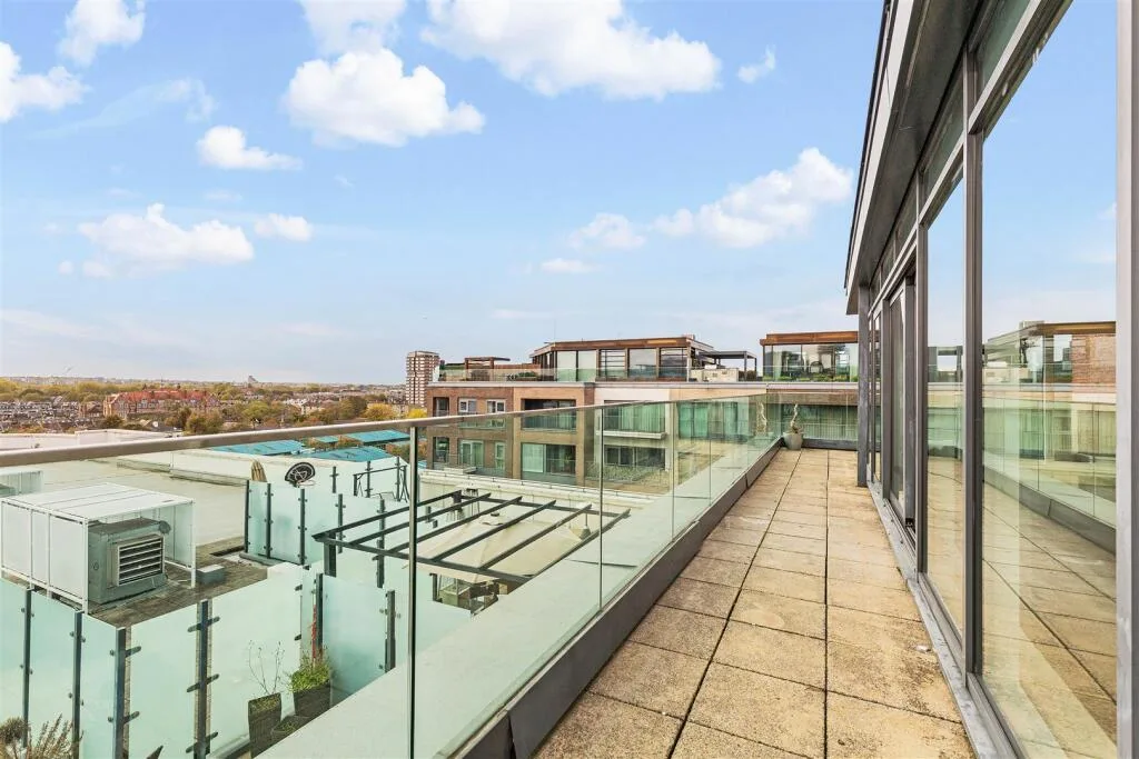 3 bedroom penthouse for rent