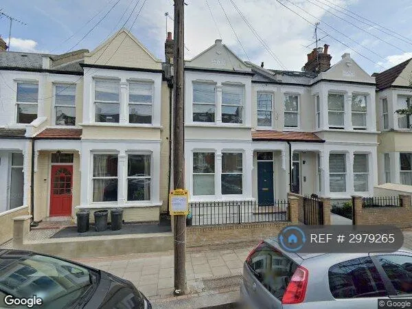 3 bedroom maisonette for rent