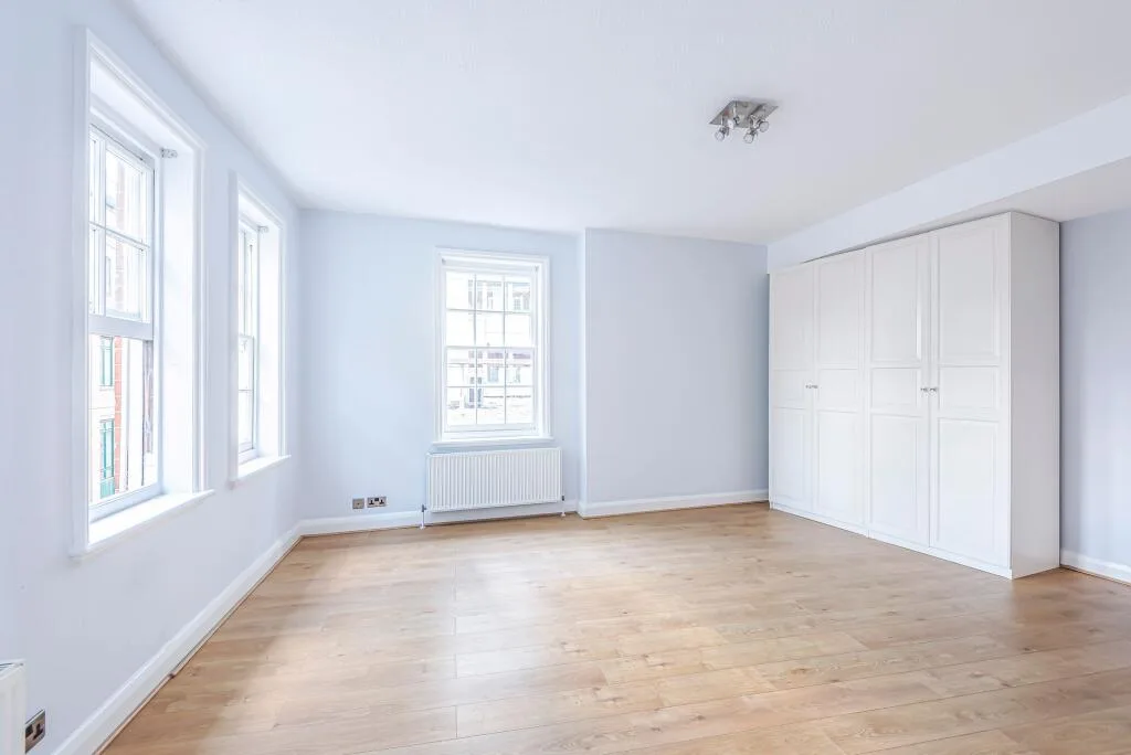 Studio flat for rent