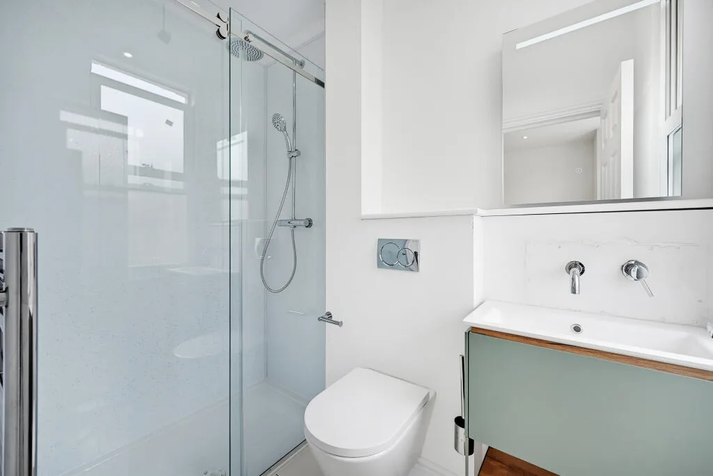3 bedroom maisonette for rent