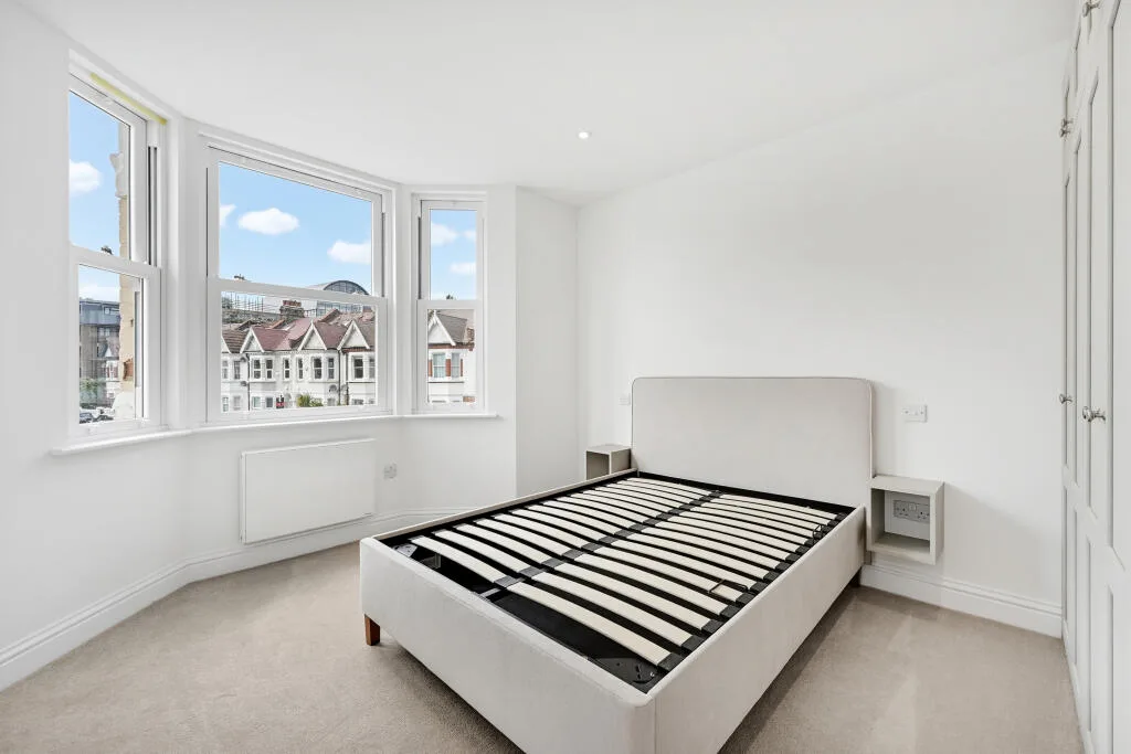 3 bedroom maisonette for rent