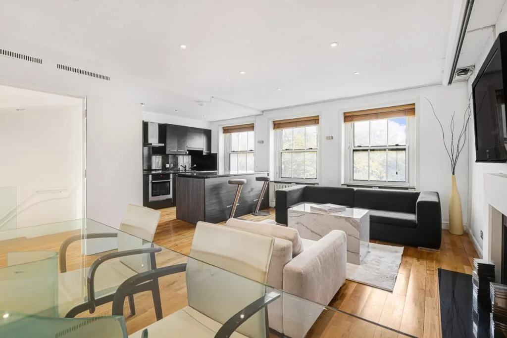 3 bedroom flat for rent