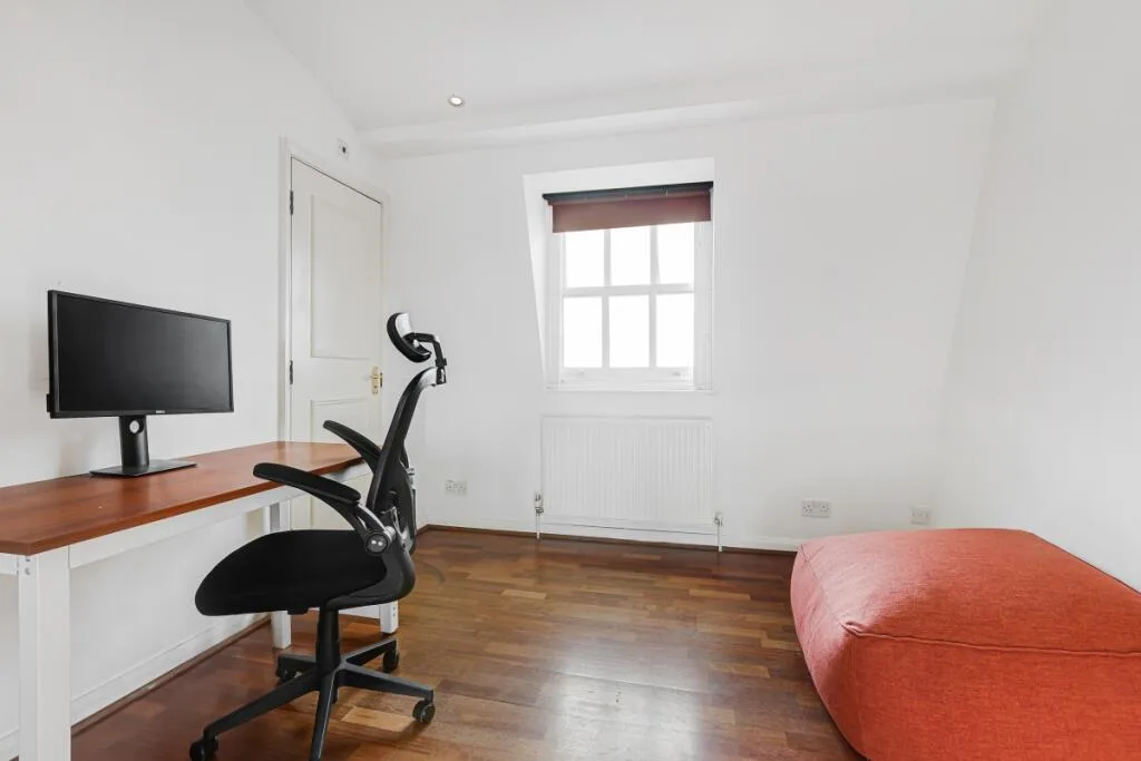 3 bedroom flat for rent