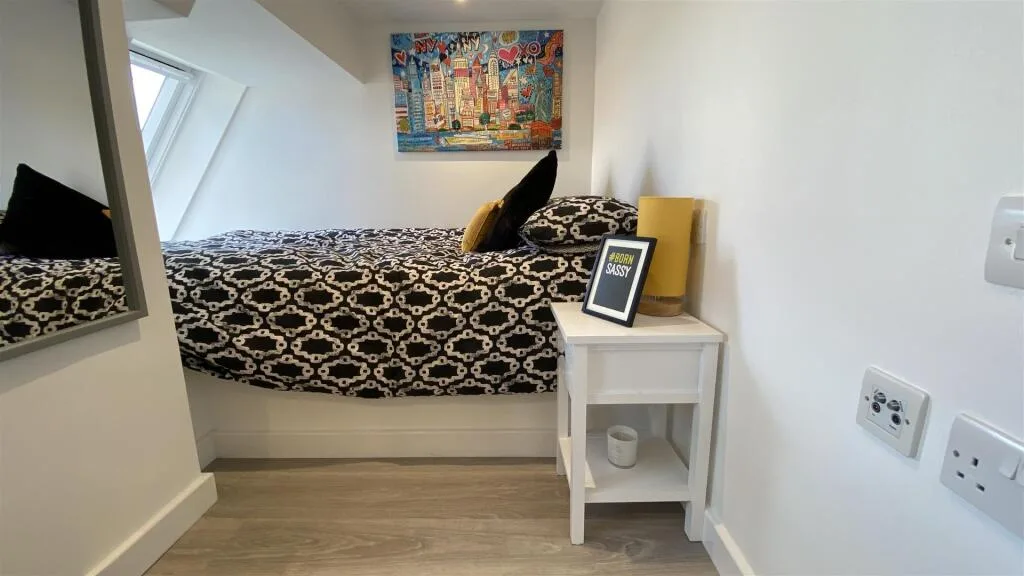 Studio flat for rent