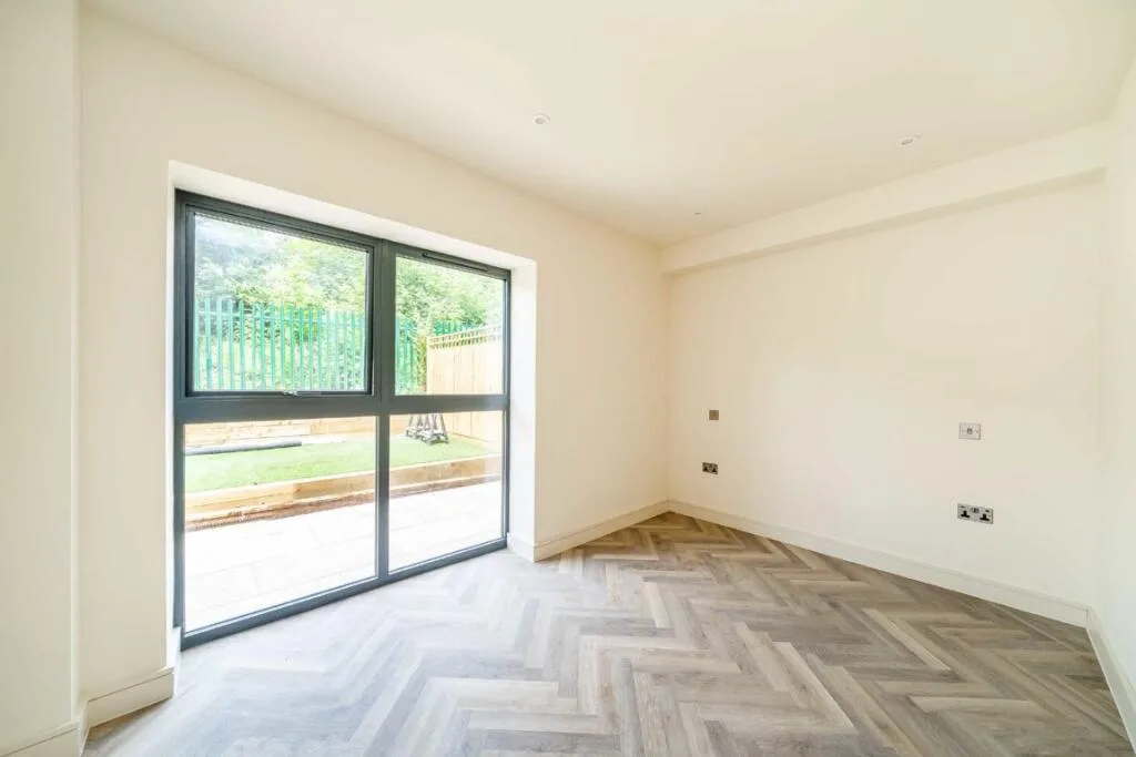 2 bedroom house for rent
