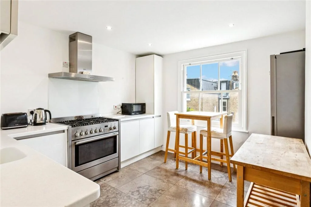 3 bedroom apartment for rent