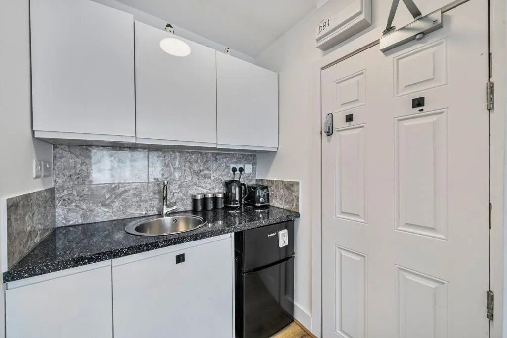 Studio flat for rent