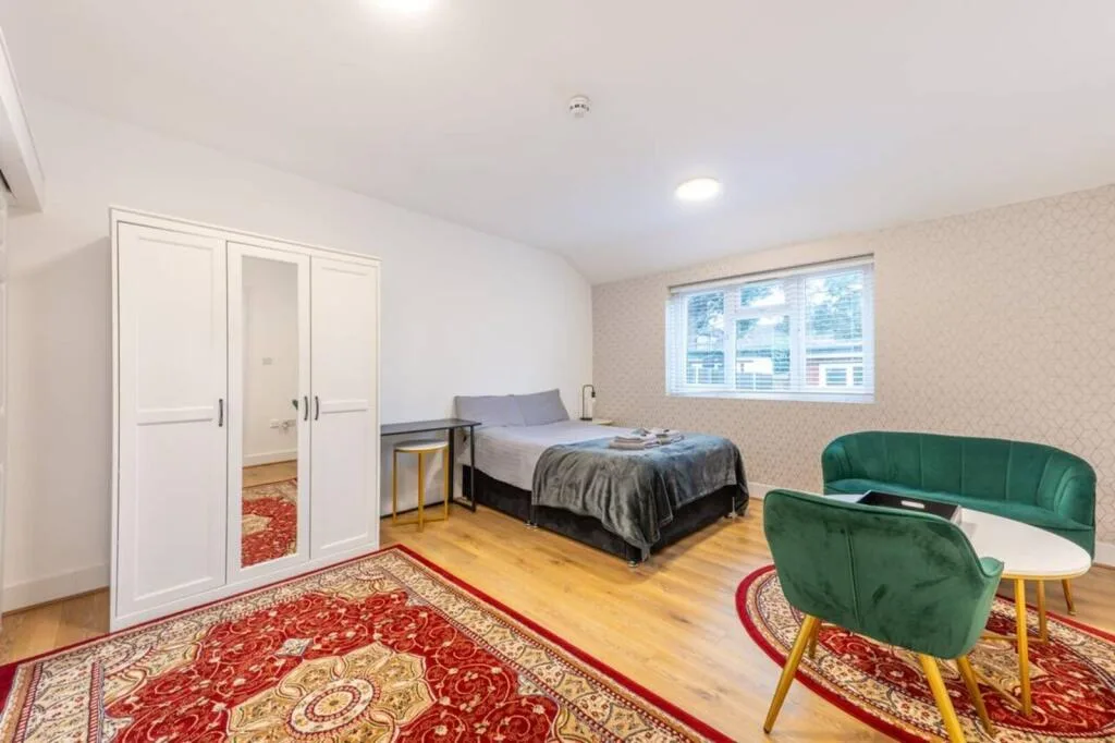 Studio flat for rent