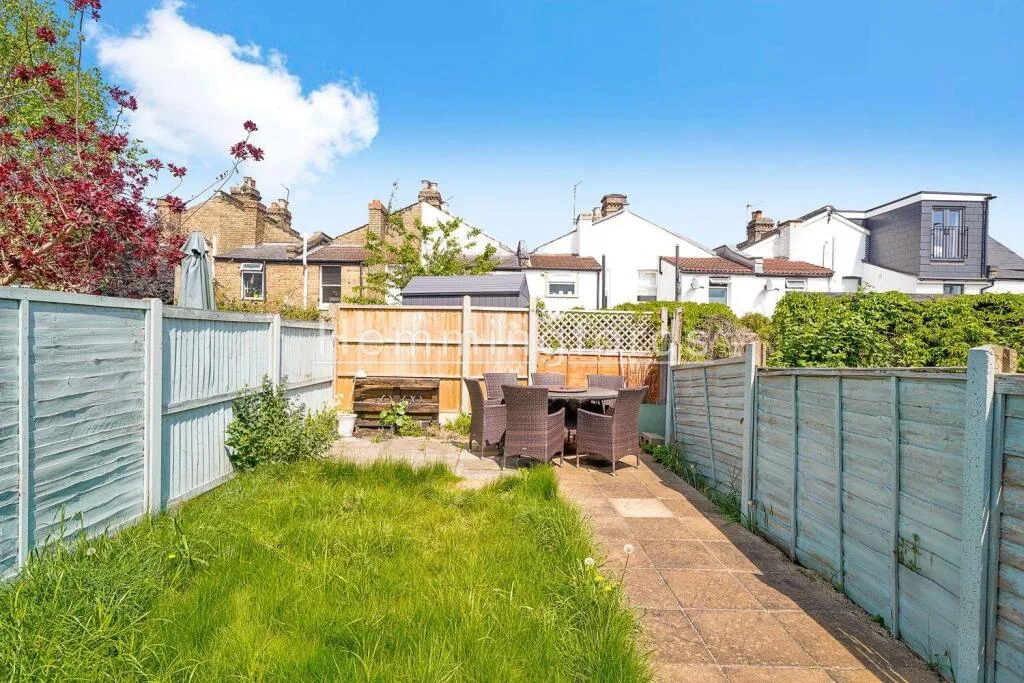 3 bedroom terraced house for rent