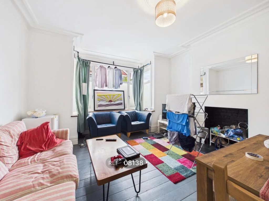 4 bedroom terraced house for rent