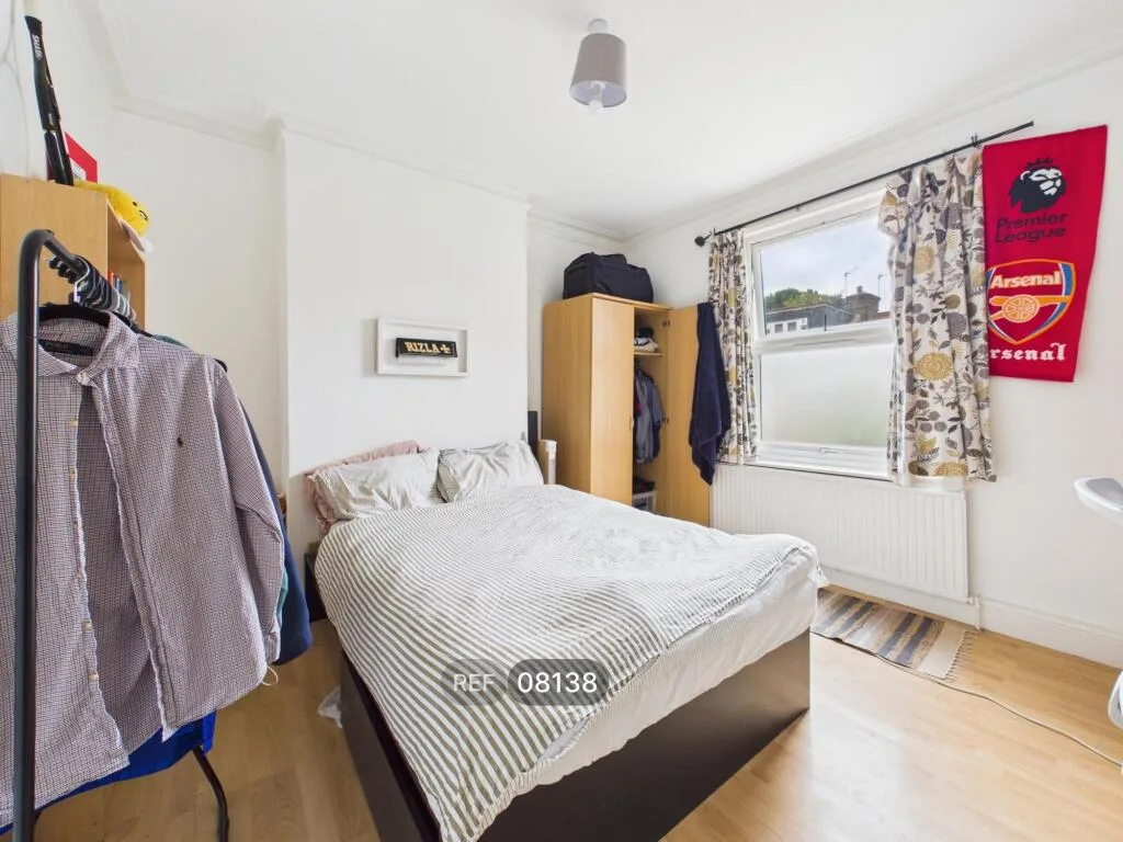4 bedroom terraced house for rent