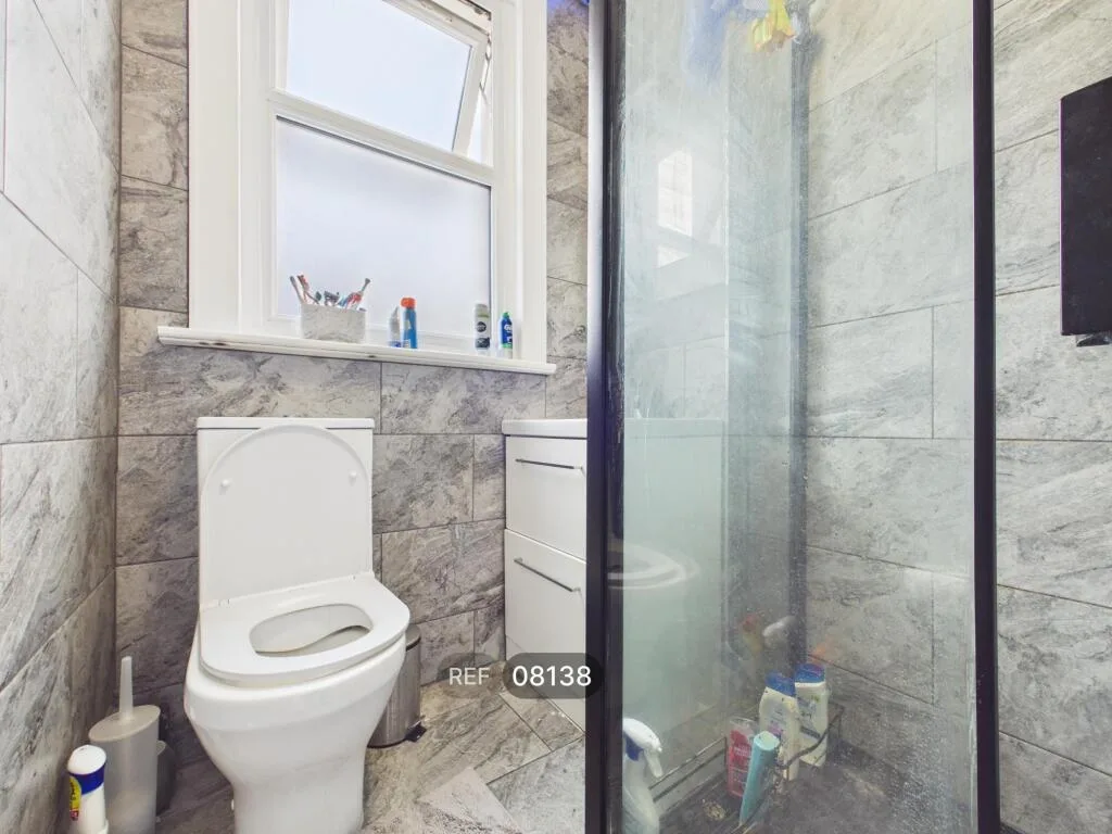 4 bedroom terraced house for rent