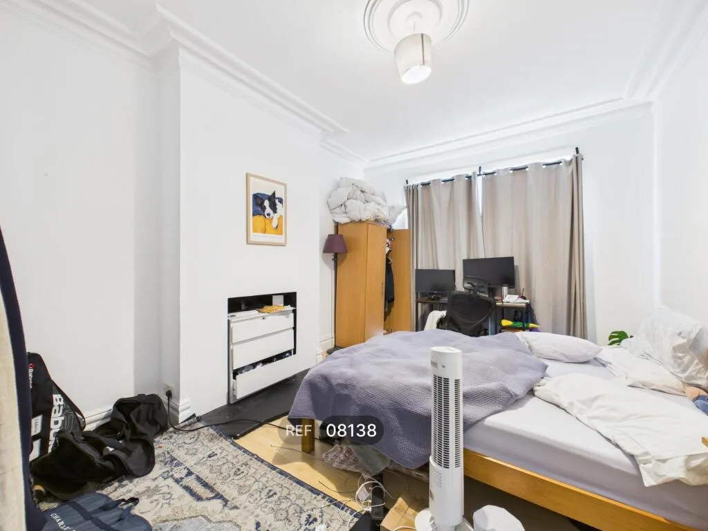 4 bedroom terraced house for rent