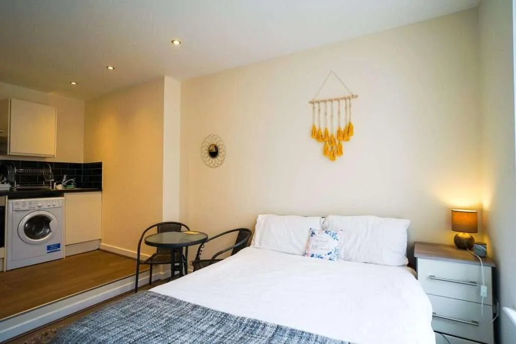 Studio flat for rent