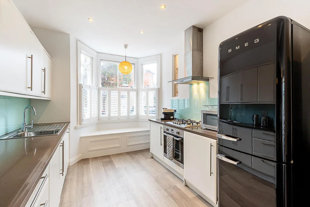 3 bedroom apartment for rent