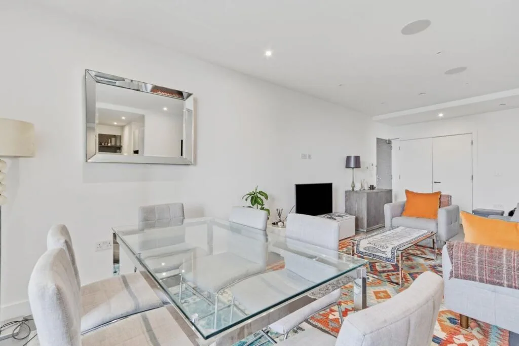 3 bedroom flat for rent
