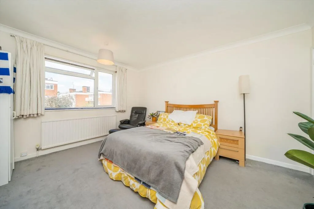 3 bedroom flat for rent