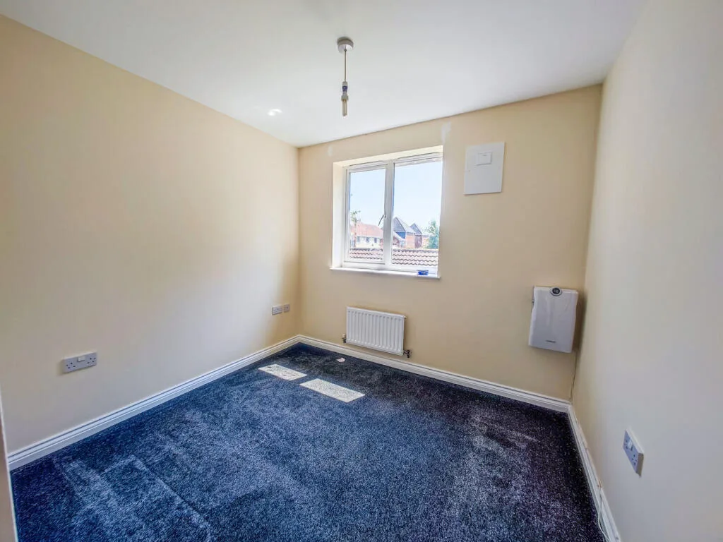 3 bedroom end of terrace house for rent