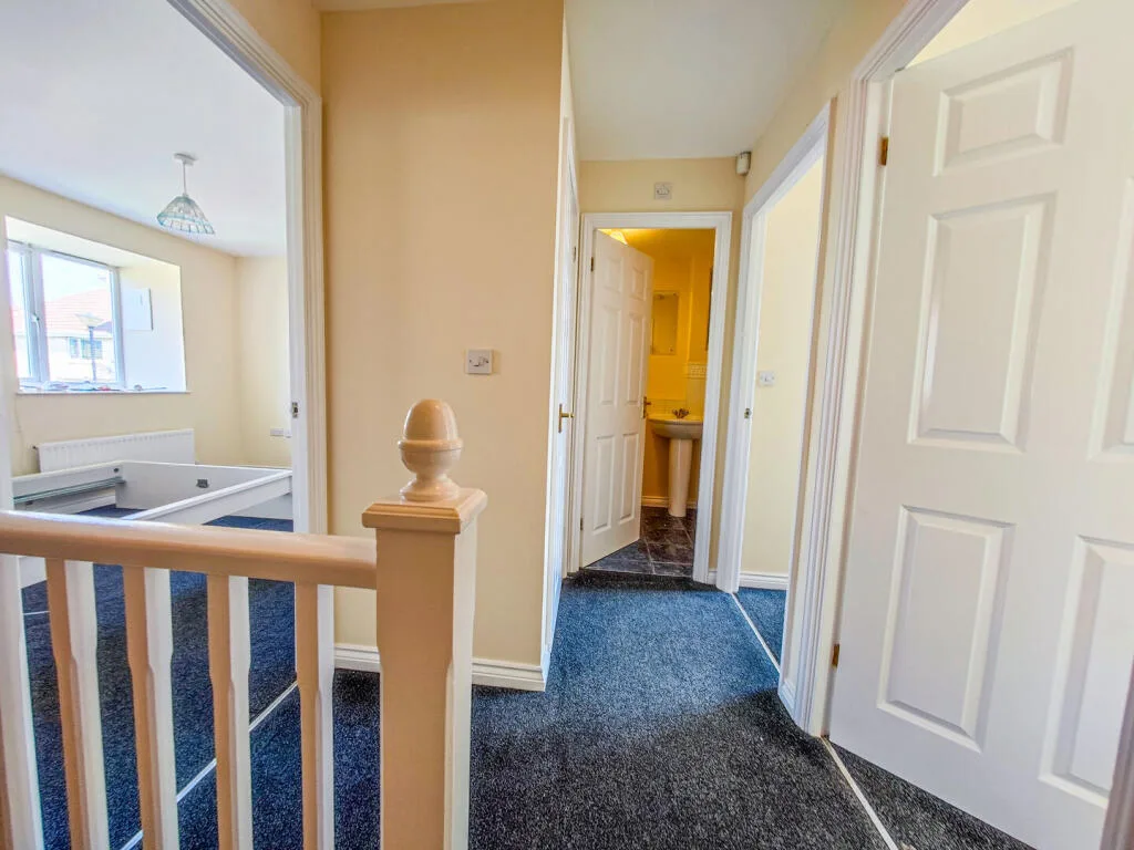 3 bedroom end of terrace house for rent