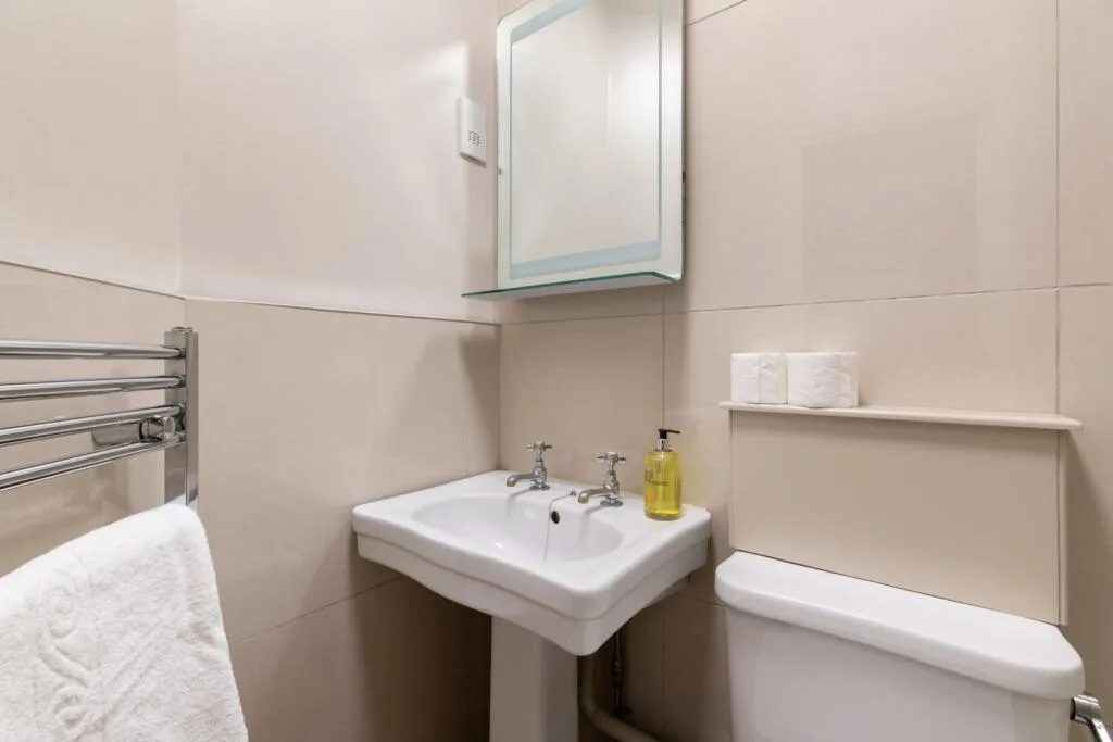2 bedroom terraced house for rent