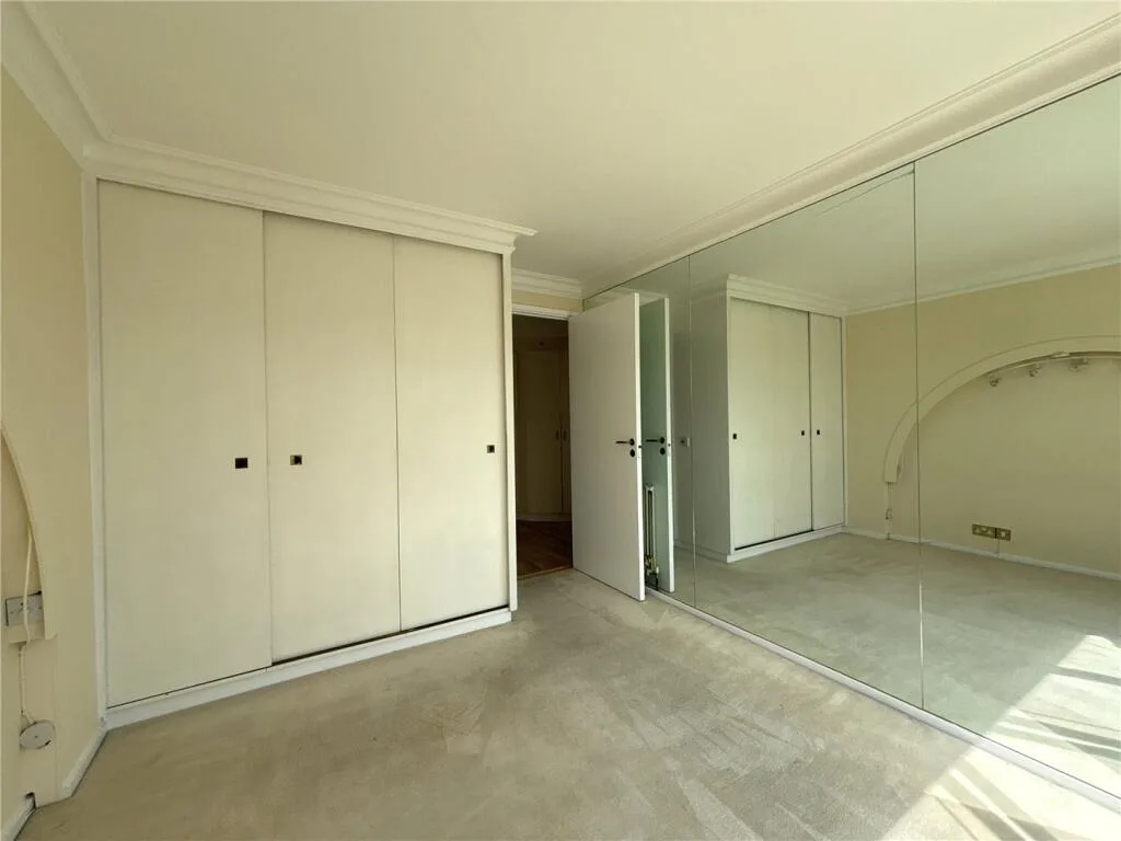 2 bedroom penthouse for rent
