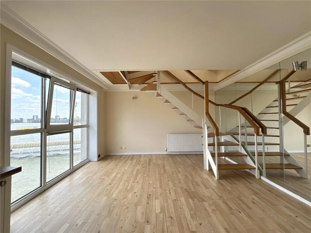 2 bedroom penthouse for rent