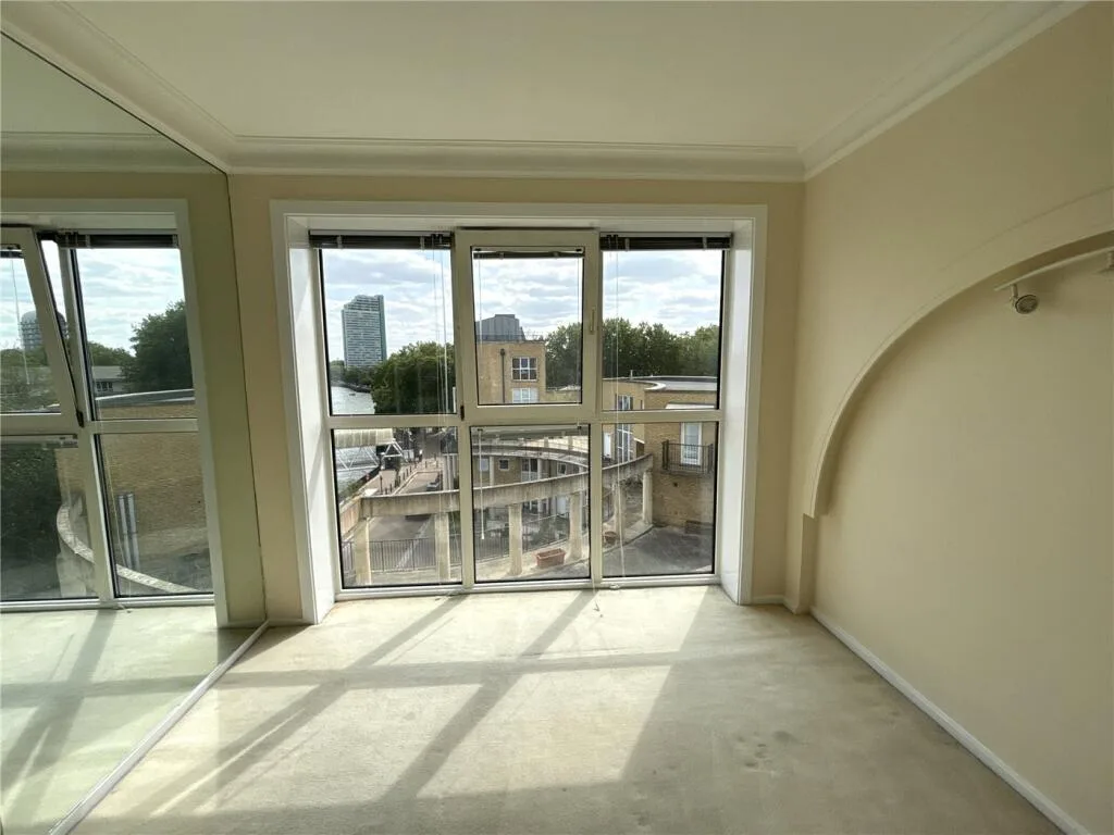 2 bedroom penthouse for rent