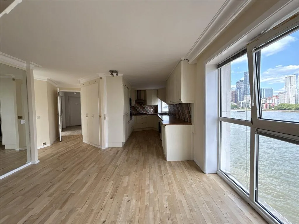 2 bedroom penthouse for rent