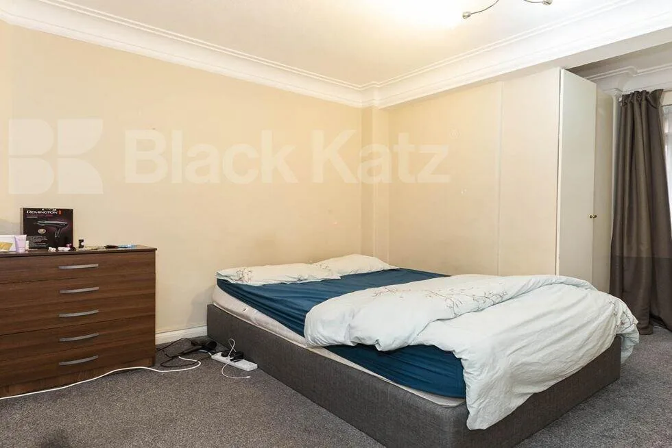 3 bedroom flat for rent