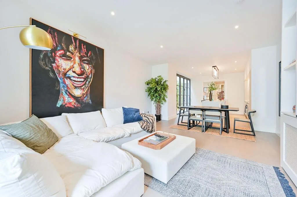 2 bedroom flat for rent