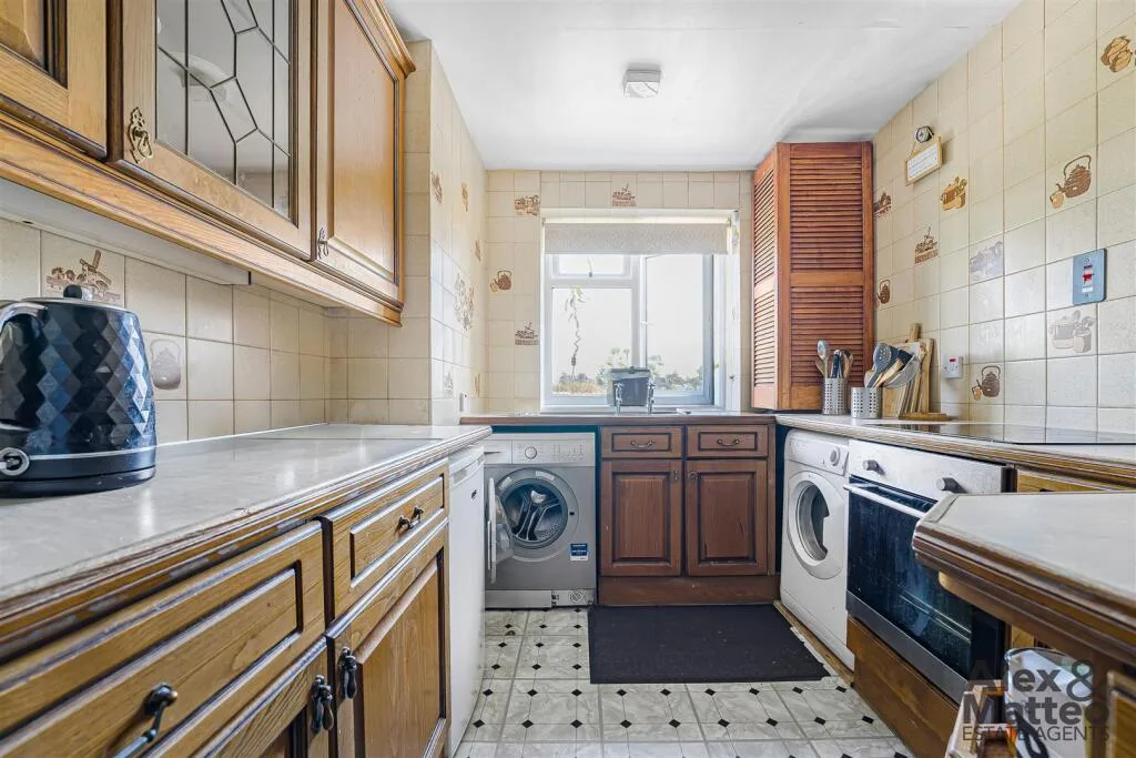 3 bedroom flat for rent