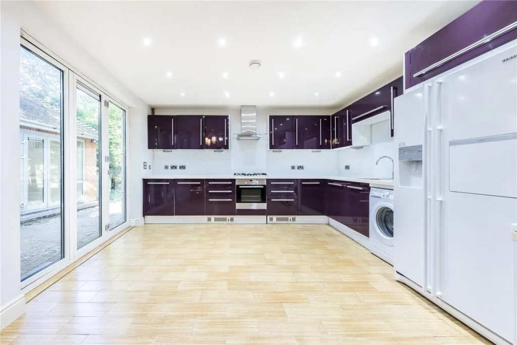 3 bedroom bungalow for rent