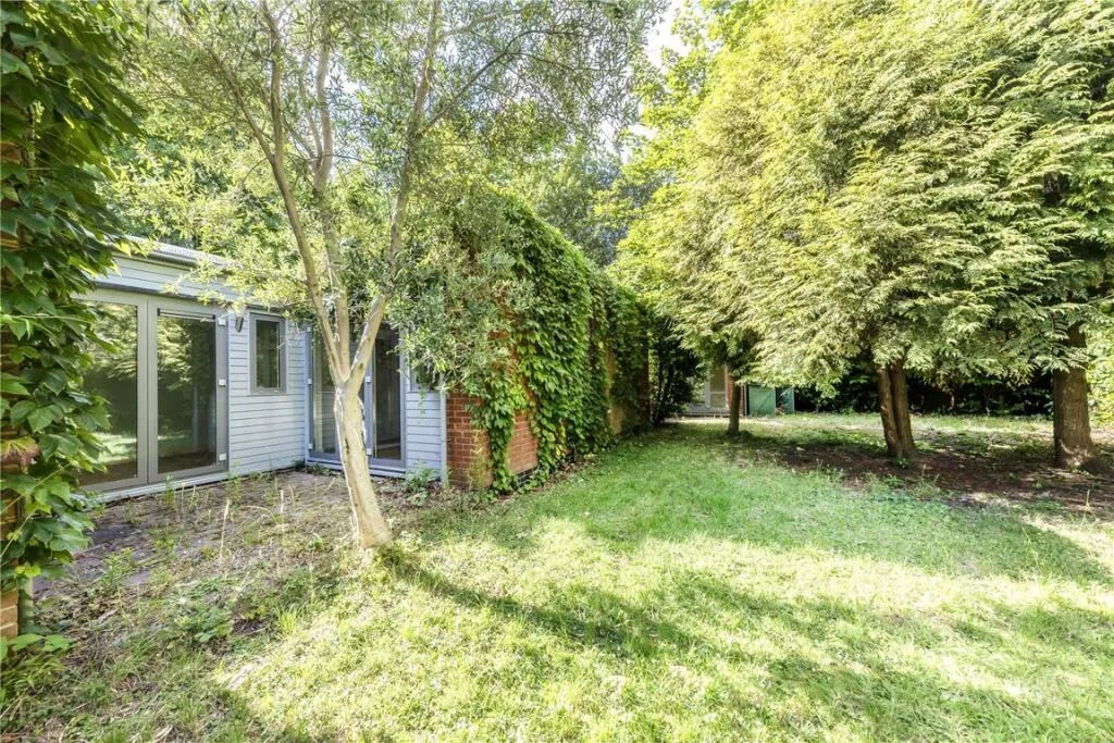 3 bedroom bungalow for rent