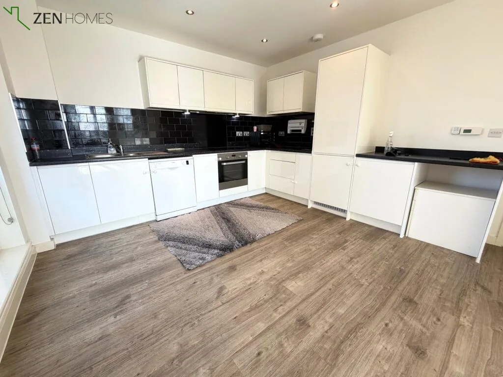 3 bedroom apartment for rent