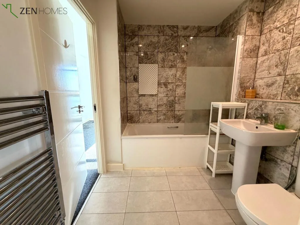 3 bedroom apartment for rent