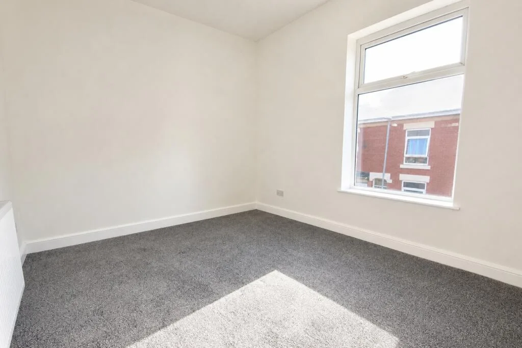 2 bedroom house for rent