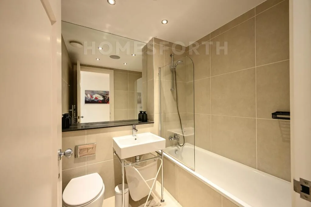 2 bedroom penthouse for rent