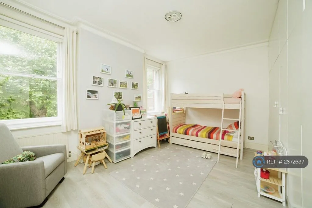3 bedroom flat for rent