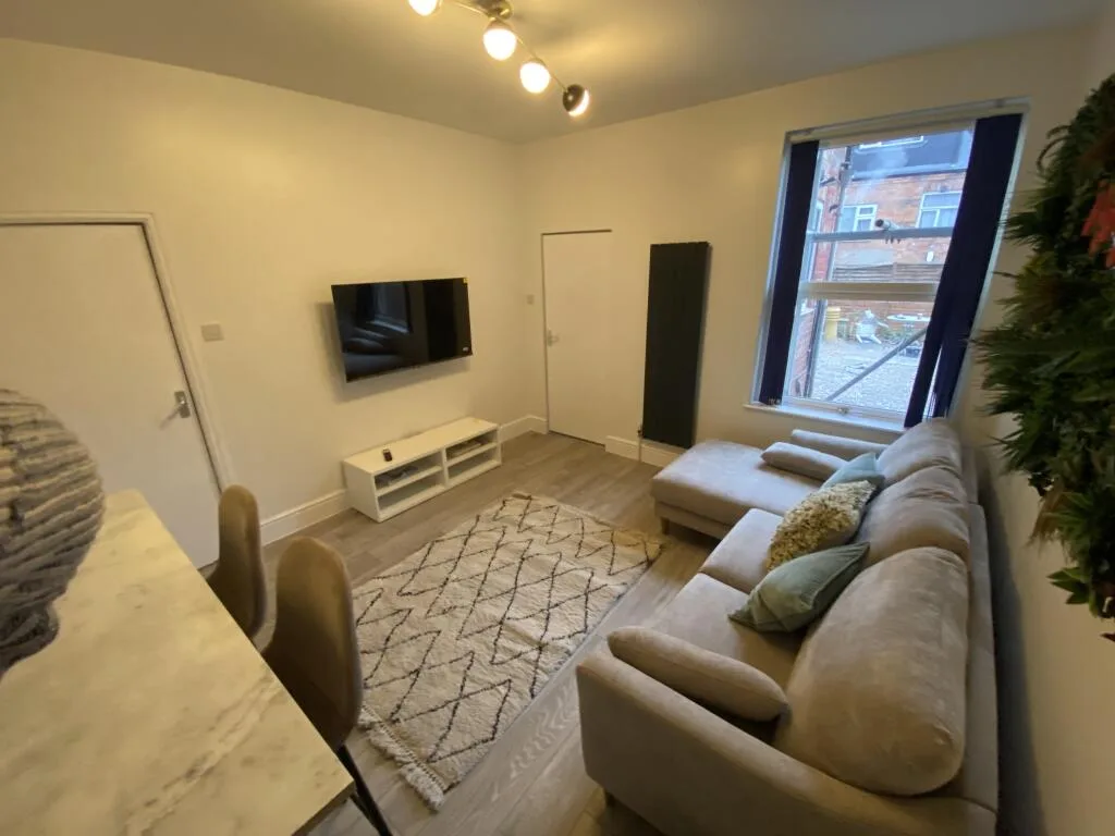 1 bedroom house for rent