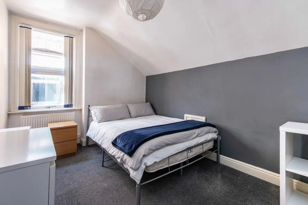 1 bedroom house for rent