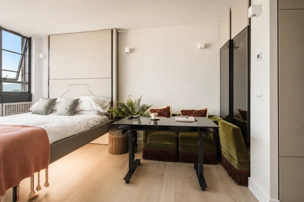 Studio flat for rent