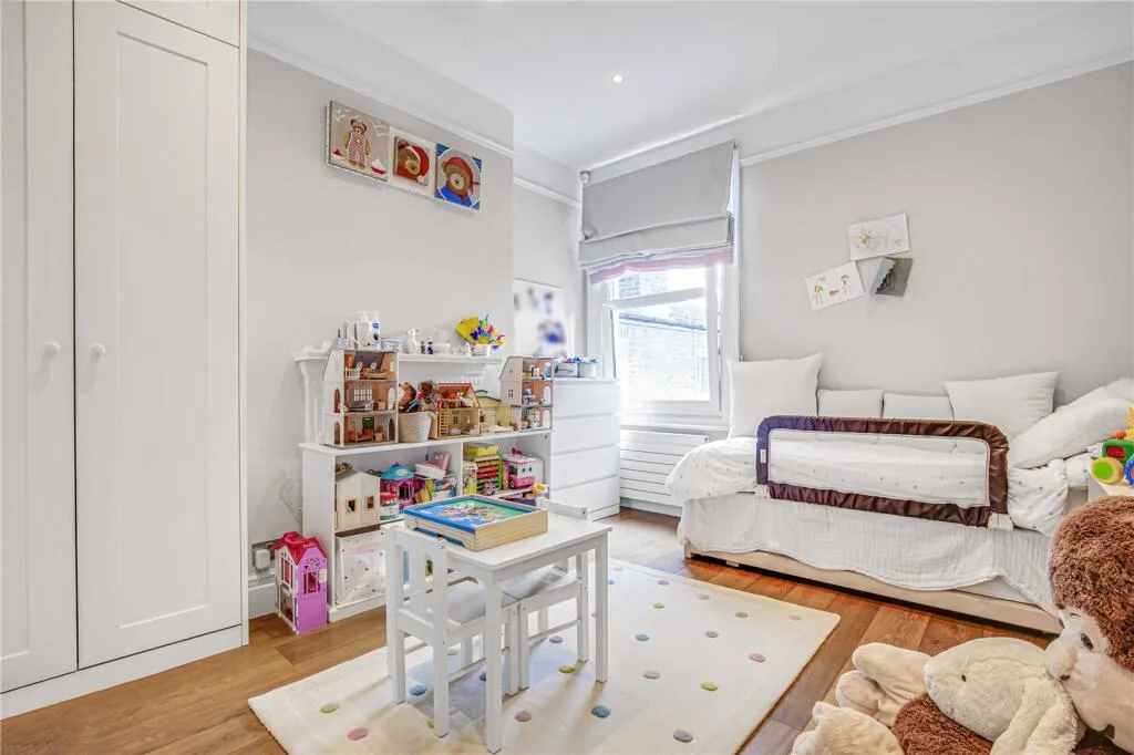 3 bedroom flat for rent