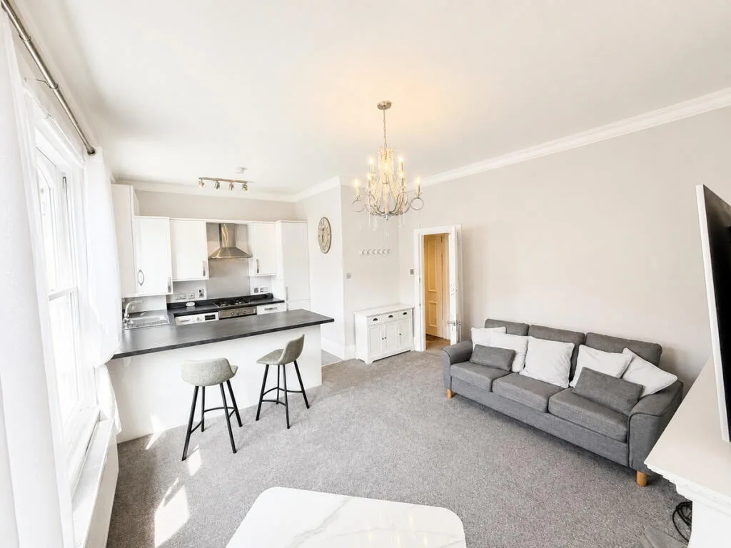 2 bedroom apartment for rent