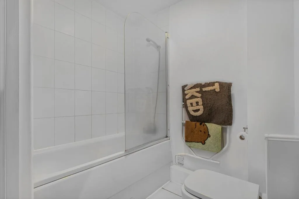 3 bedroom flat for rent