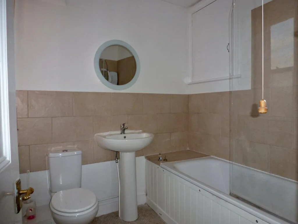 Studio flat for rent