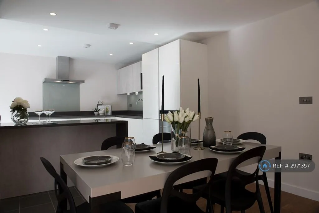3 bedroom flat for rent